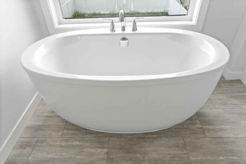 Contemporary rectangular tub